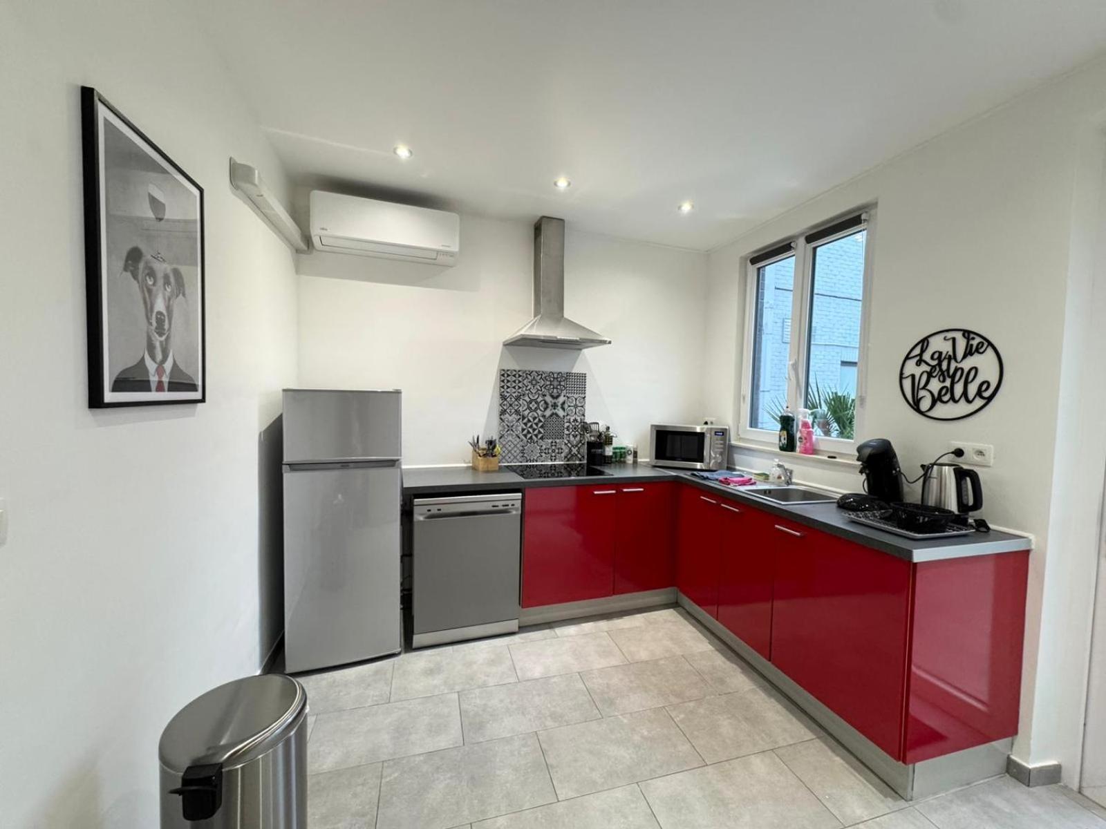 Spacieux Proximite Aeroport Apartment
